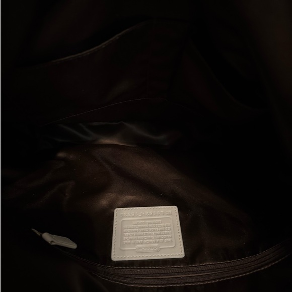 Authentic 2011 Coach Laura Signature Jacquard Tote Bag - White and Tan - Picture 9 of 10